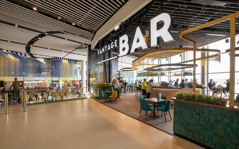 Vantage Bar And Kitchen Auckland Airport